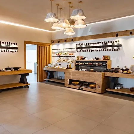 ホテル Aeolos Mykonos Town